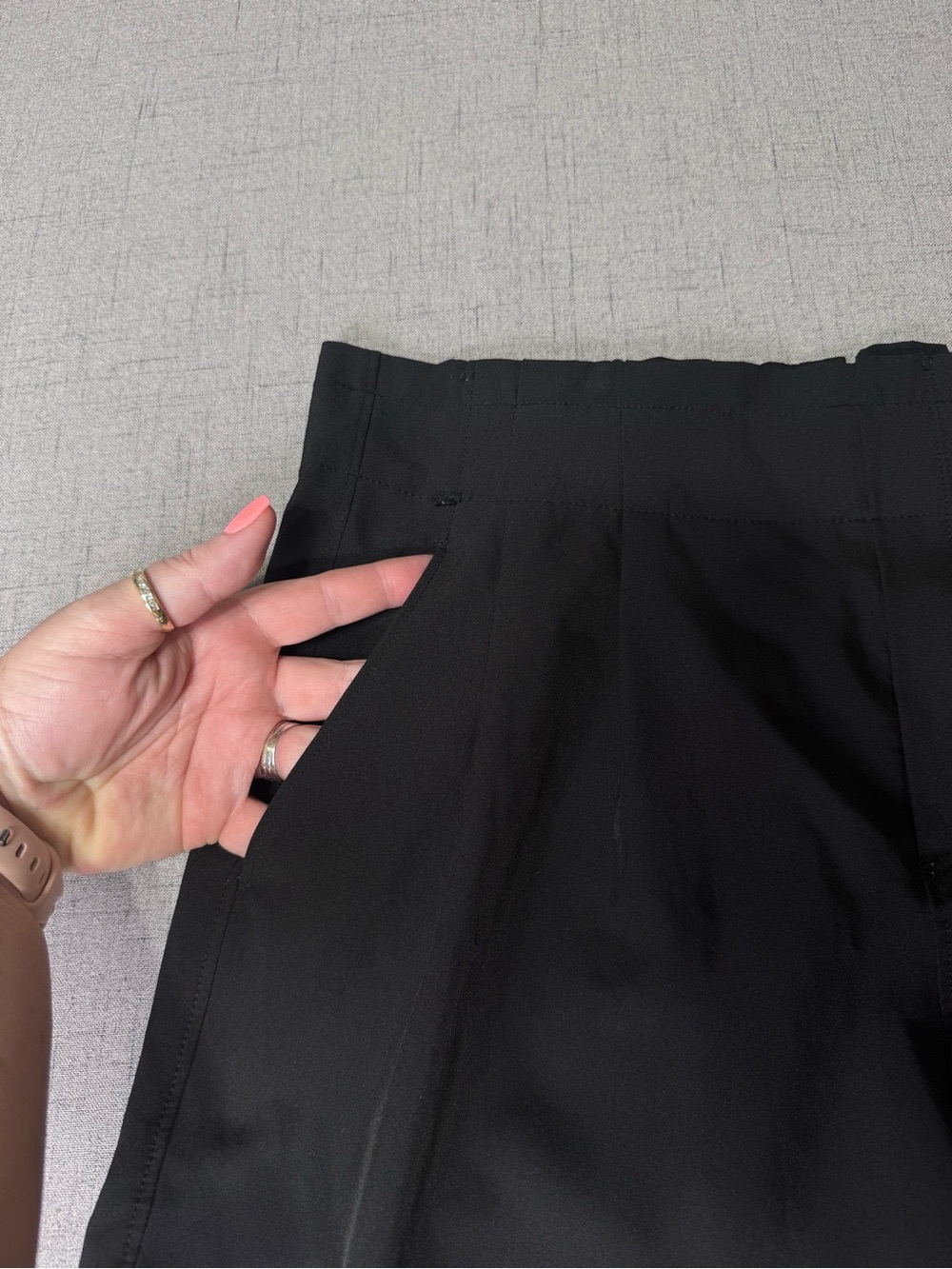 RBX Pleated Black Quick Dry Shorts with Elastic Waist and Pockets Medium - Picture 5 of 10